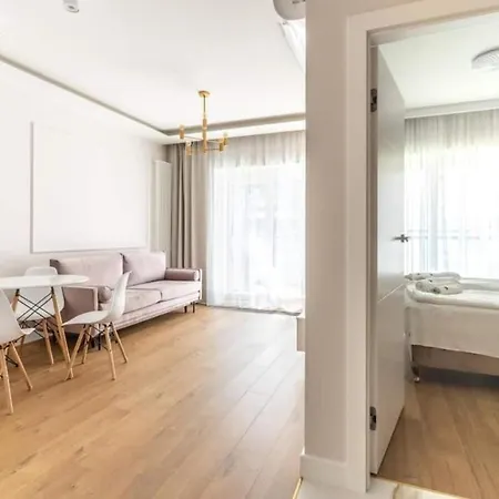 Lägenhet Golden Apartments- Mennica Residence, 1-bedroom In Center #18 Warszawa