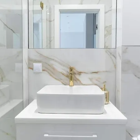 Urban Chic - Mennica - One Bedroom -citycenter&18