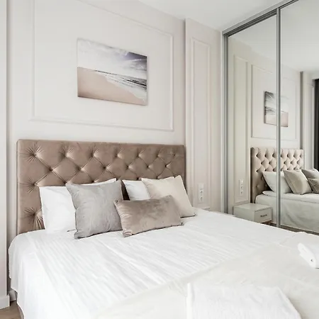 Golden Apartments- Mennica Residence, 1-bedroom In Center #18 * Varsovie